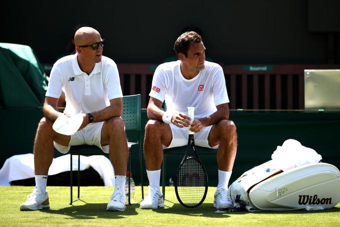 Roger Federer igra rahlo poškodovan. | Foto: Gulliver/Getty Images