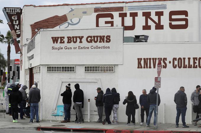 Prodajalna orožja v kalifornijskem mestu Culver City | Foto: Reuters