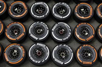 Dež pokvaril montrealski test, v Silverstonu še s starimi pnevmatikami