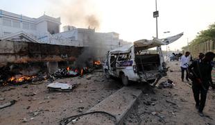 Najmanj 32 ljudi mrtvih v napadu v Mogadišu