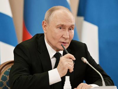 Neverjetno. To Putin napoveduje Ukrajini.