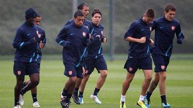 Nasri že na poti v Manchester