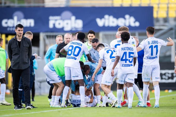 Koper je po zaostanku z 0:2 na koncu slavil s 3:2. | Foto: Jure Banfi