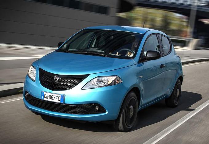 Lancia prodaja le še model ypsilon, ki pa je star že deset let. | Foto: Lancia