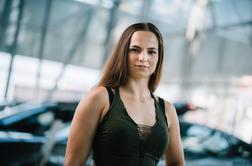 Kaja Kajzer v solzah ostala brez stopničk: Razočarana sem