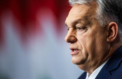 Težave: Orban vztraja pri svojem. Ti dve državi mu sledita.