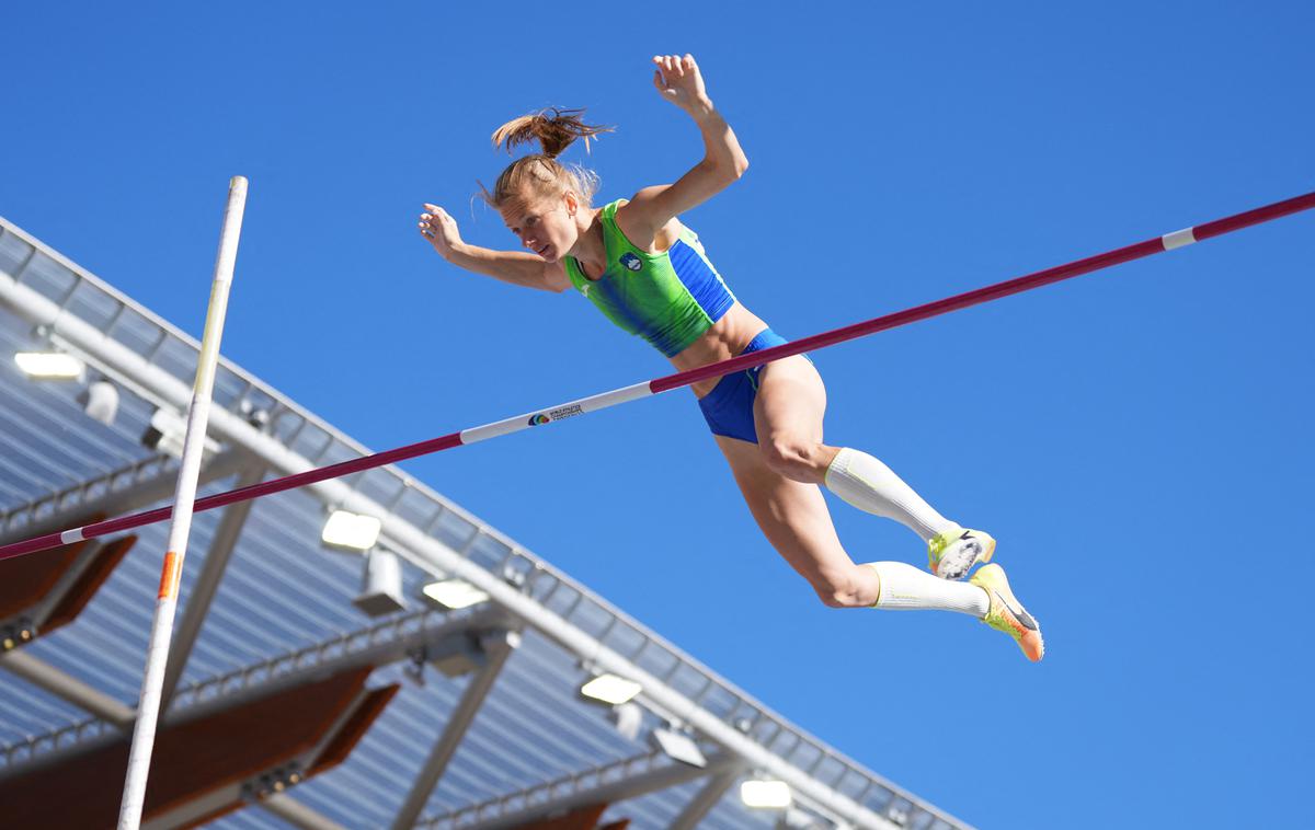 Tina Šutej | Tina Šutej nadaljuje z odličnim skakanjem. | Foto Reuters