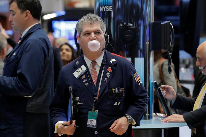 Finančni balonček | Čeprav finančniki radi opisujejo kriptovalute kot enega od največjih finančnih balonov, ta po velikosti ne dosega niti tisočine globalnega dolžniškega trga. | Foto Reuters