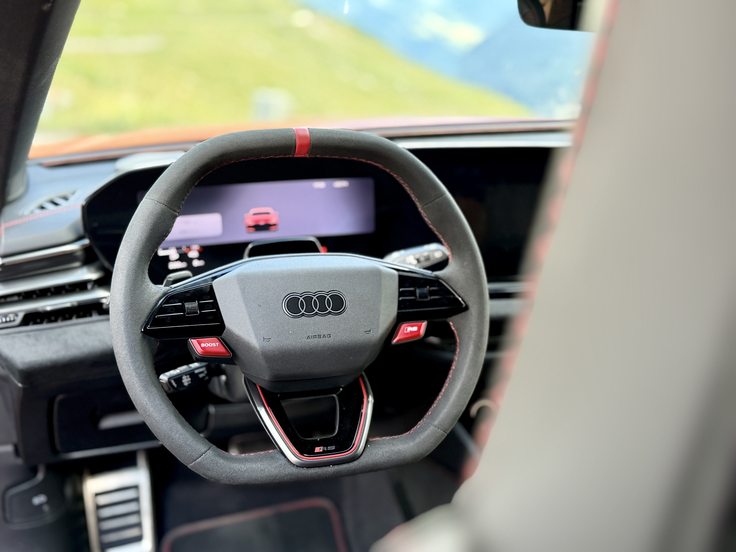 Audi RS5 avant Grossglockner | Foto: Gregor Pavšič