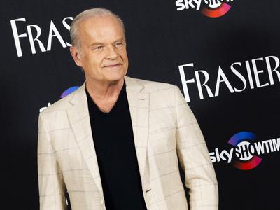Igralec Kelsey Grammer je pri 70 letih dobil osmega otroka