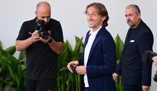 Modrić prispel v Milano: Veselim se novega izziva #video