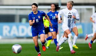 Slovenke izgubile proti Srbiji, dva gola so si zabile kar same