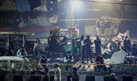 Več mrtvih v eksploziji v bližini postaje podzemne železnice #video