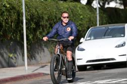 Schwarzeneggerja zaradi prometne nesreče doletela tožba
