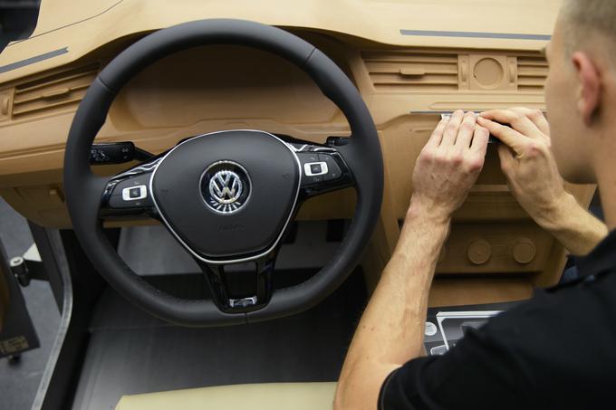 Večina služb v oddelkih avtomobilskega oblikovanja ostaja domena moških. | Foto: Reuters