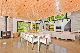 Halle Berry prodaja ljubezensko gnezdece