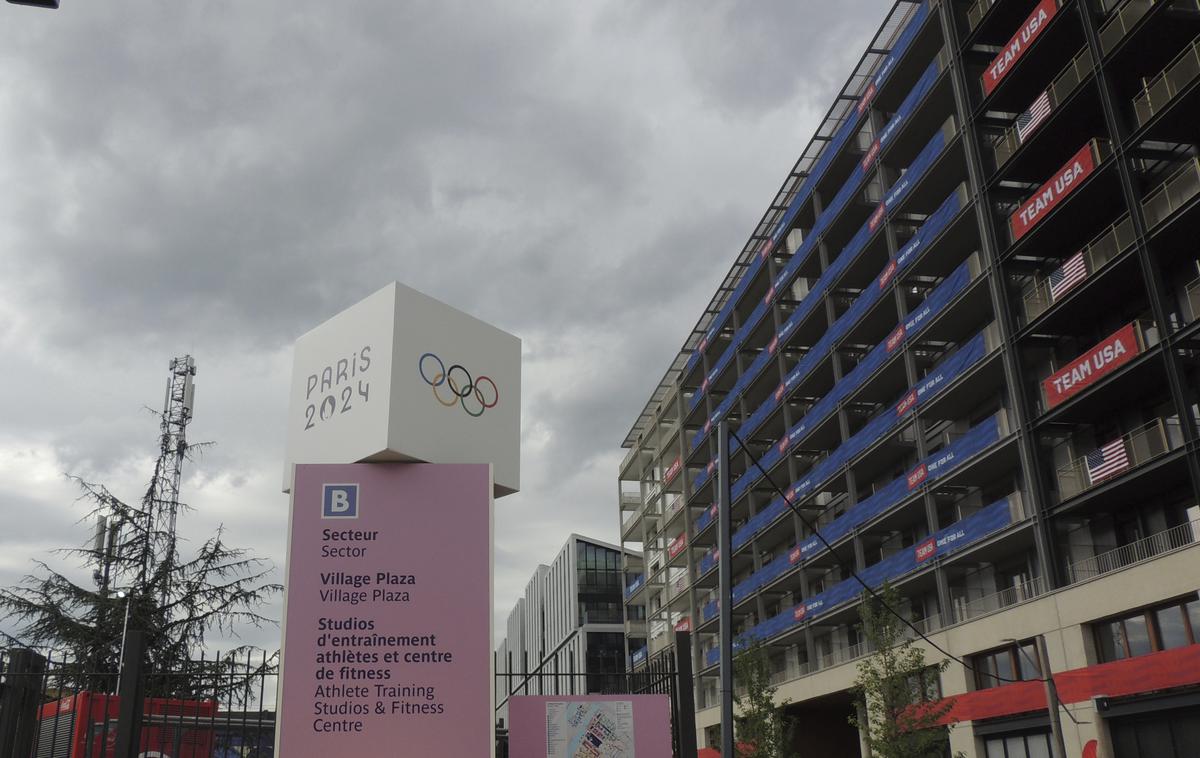 Pariz olimpijska vas | Prvi slovenski olimpijci so že v Parizu. | Foto Guliverimage