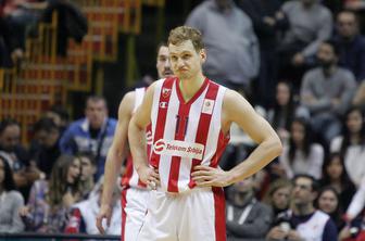 Blažič dobil slovenski dvoboj, Nachbarjevo tekmo prekinila anonimka