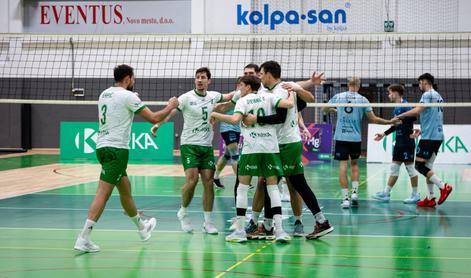 Za uvod Novomeščani presenetili favorizirane Kamničane