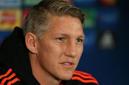 Schweinsteiger toži izdelovalce lutk