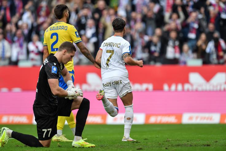 Luka Zahović je prvi zadetek v poljskem prvenstvu v tej sezoni dosegel v 71. minuti. Postavil je končni rezultat 5:1. | Foto: Guliverimage