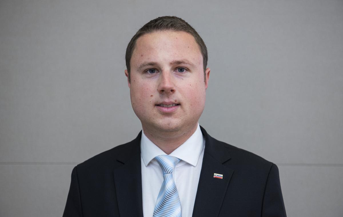 Žan Mahnič | Žan Mahnič je član največje opozicijske stranke SDS, od leta 2014 pa tudi poslanec državnega zbora. | Foto STA