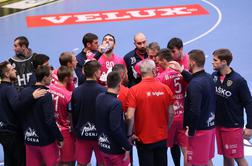Zakaj slovenski prvaki nastopajo v rožnatih dresih?