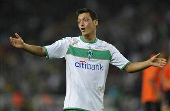 Werder zavrnil ponudbo Reala za Özila