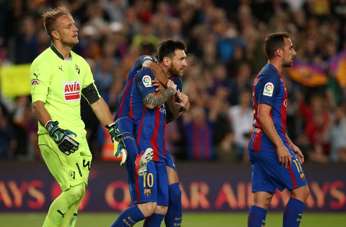 Barcelona je v zadnjem krogu premagala Eibar s 4:2, Lionel Messi pa je dosegel kar tri zadetke. | Foto: Reuters