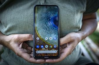 Nokia X10: Stavi na zanesljivost raje kot na zmogljivost