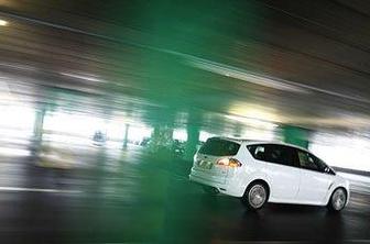 Ford S-max 2,2 TDCi