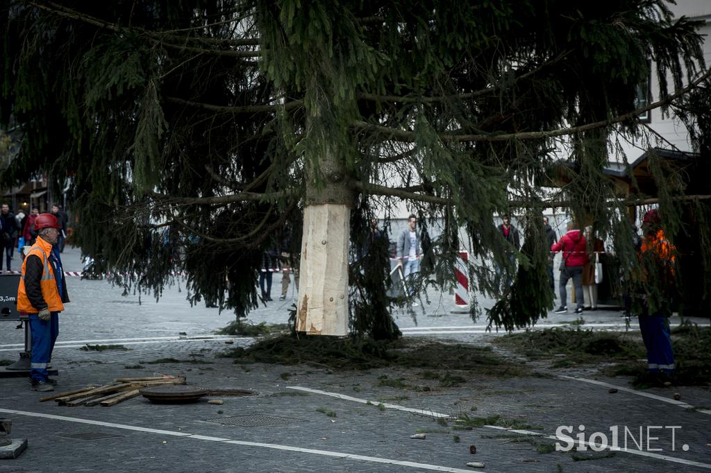 Novoletna smreka v Ljubljani Prešernov trg