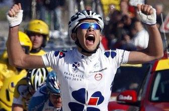 Royu etapa, Chavanel zadržal vodstvo