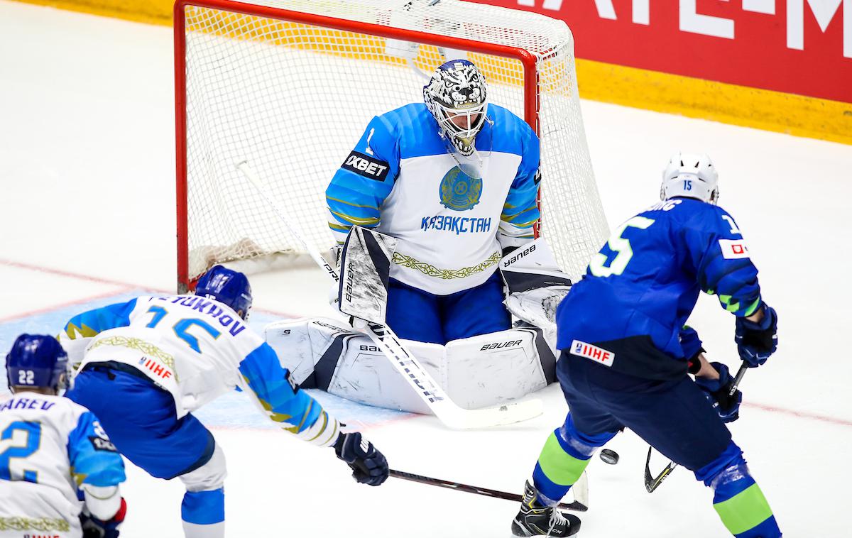 Slovenija Kazahstan svetovno prvenstvo v hokeju 2019 | Slovenska hokejska reprezentanca je na uvodni tekmi z 2:3 izgubila s Kazahstanom, ki je vse zadetke dosegel v uvodni tretjini, ko so si Slovenci priigrali osem kazenskih minut. | Foto Matic Klanšek Velej/Sportida