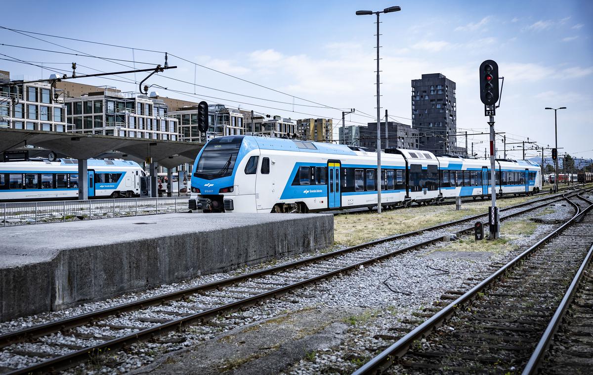 Vlak Ljubljana Zagreb | Zagotavljanje varnosti vseh udeležencev železniškega prometa je v skupini Slovenske železnice vedno na prvem mestu, so navedli.  | Foto Ana Kovač