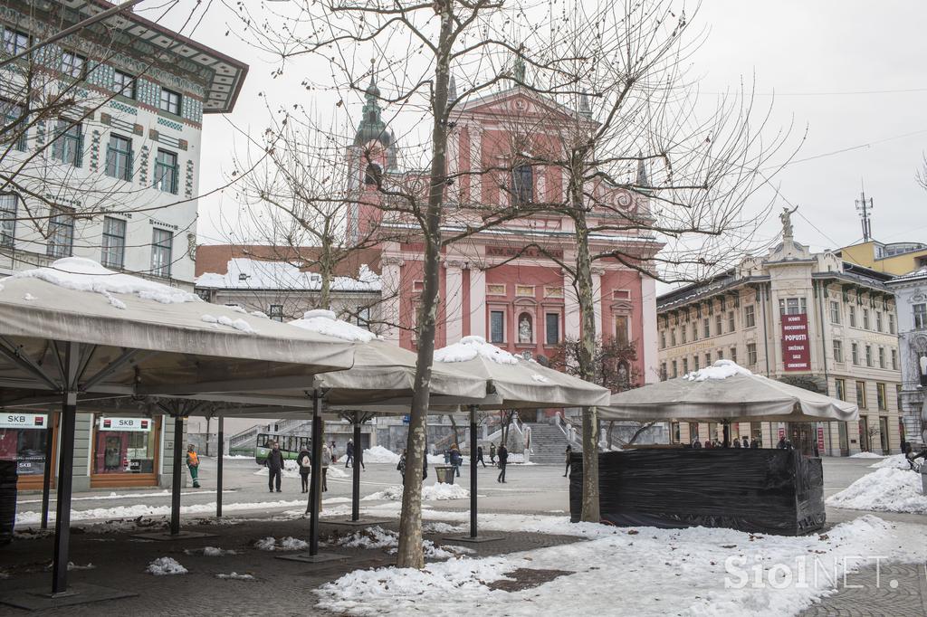 Kavarna Trmostovje, Prešernov trg