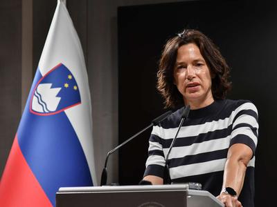Predsednica Slovenskega sodniškega društva vlado in DZ pozvala: Ukrepajte takoj