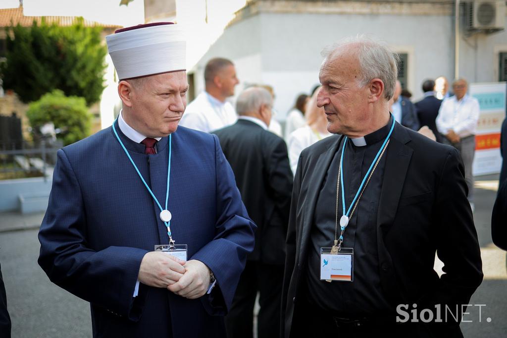 Forum za dialog in mir na Balkanu, Koper