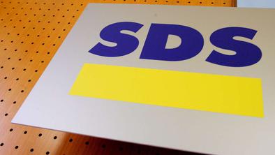 Odbor DZ zavrnil predloga SDS