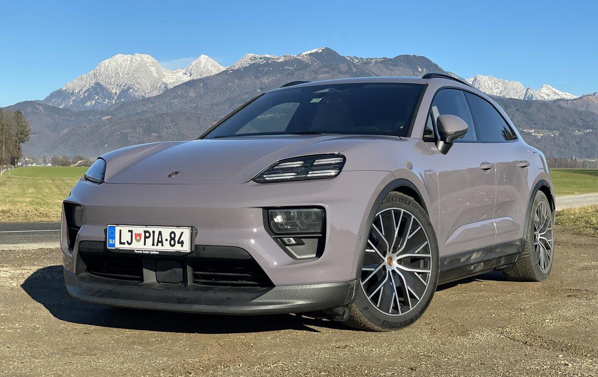 Porsche macan | Električni macan je dolg 4,7 metra, širok je 1,9 metra, medosna razdalja znaša 2,89 metra.  | Foto Gregor Pavšič