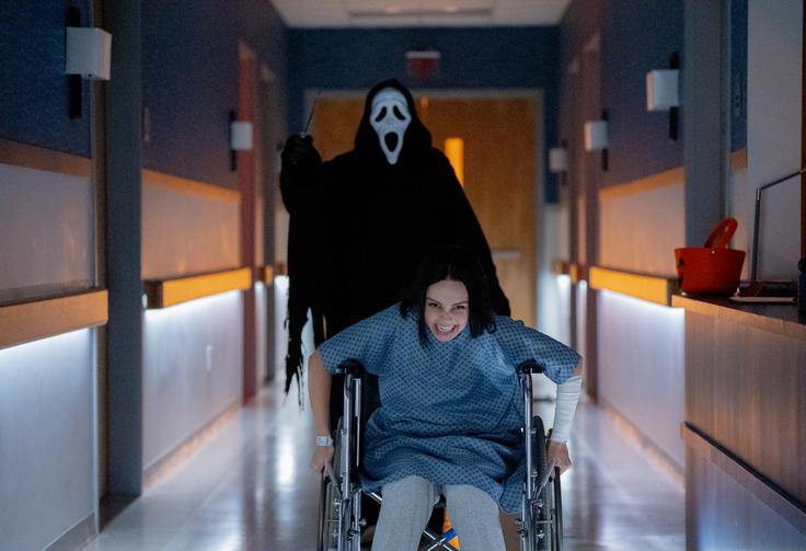 Seveda še niso posneli Filma, da te kap, ki ne bi neposredno vzel prizora iz Krika. | Foto: Karantanija Cinemas