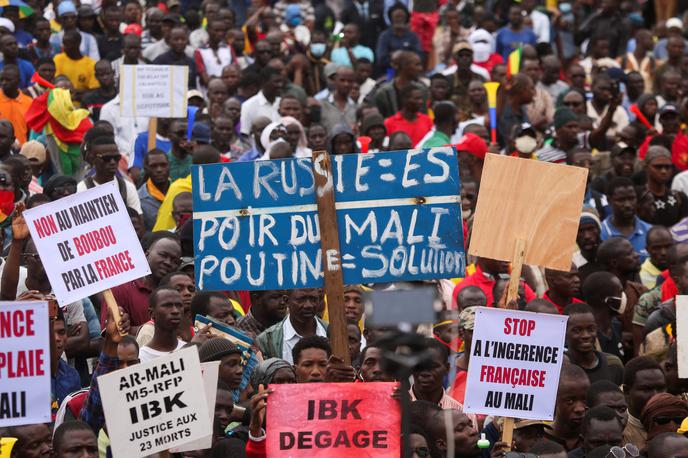 Protestniki v Maliju | Foto Reuters