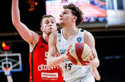 V živo: slovenski obračun v Hali Tivoli, poraz Zvezde