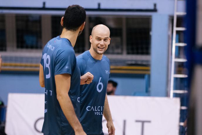 Vodilni trio do zmag brez izgubljenega niza