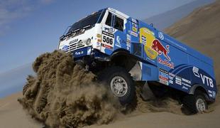 Kamaz 4911 4x4: šampion Dakarja je močnejši od "slovenske" patrie