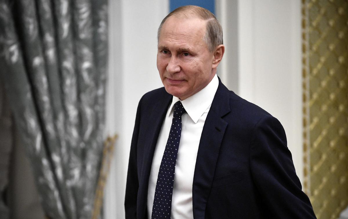 Vladimir Putin raketa orožje Rusija | Ruski predsednik se po cepljenju počuti dobro.  | Foto Reuters