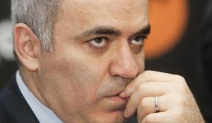 Kasparov: Opravičujem se za dolg odgovor, a šah je dolga igra