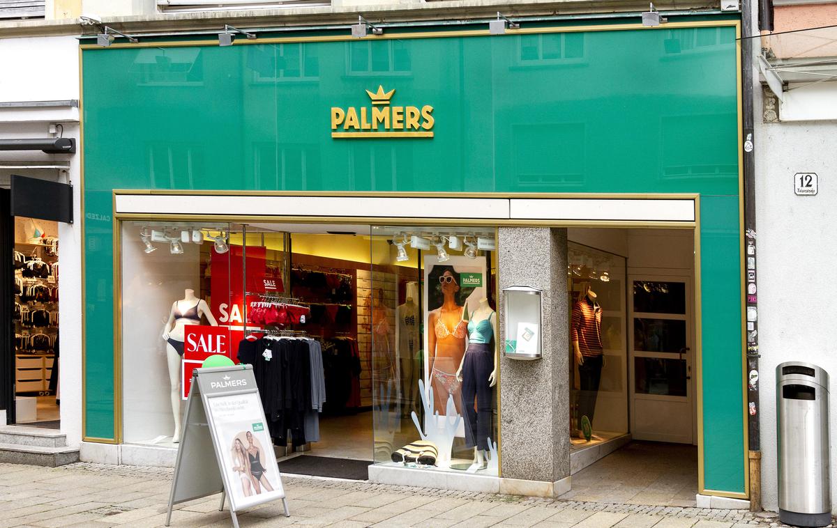 Trgovina Palmers | Največji stečaj v Avstriji v prvem polletju je podjetje Palmers Textil. Nekdanji velikan v proizvodnji spodnjega perila je vložil zahtevo za insolventnost, kar je prizadelo 515 delovnih mest.  | Foto Guliverimage