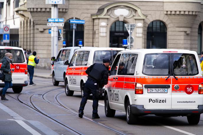 Policija Švica | Poleg dveh smrtnih žrtev je bilo v eksplozijah lažje poškodovanih 11 ljudi. | Foto Shutterstock