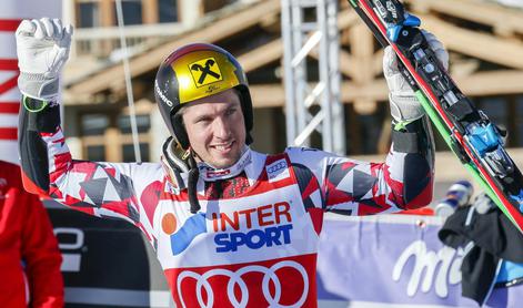 Hirscher prehitel Millerja in Tombo